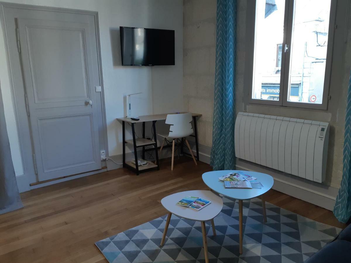 Le Vaillant, Appartement T2, Proche Gare, Hyper-Centre Et Marais, 1 A 2 Personnes, Wifi Bourges Luaran gambar