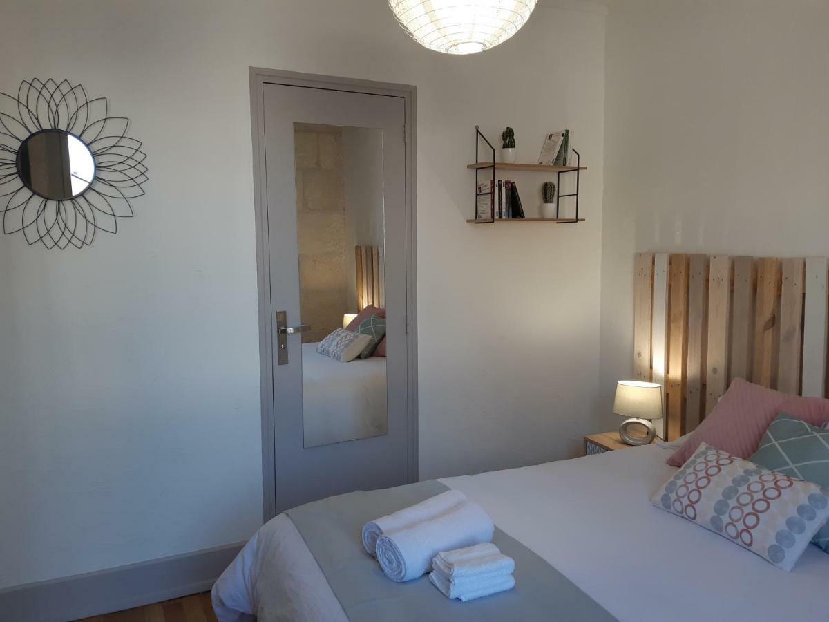 Le Vaillant, Appartement T2, Proche Gare, Hyper-Centre Et Marais, 1 A 2 Personnes, Wifi Bourges Luaran gambar